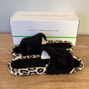 APL Women's Slippers with Black Fur and Leopard Accents